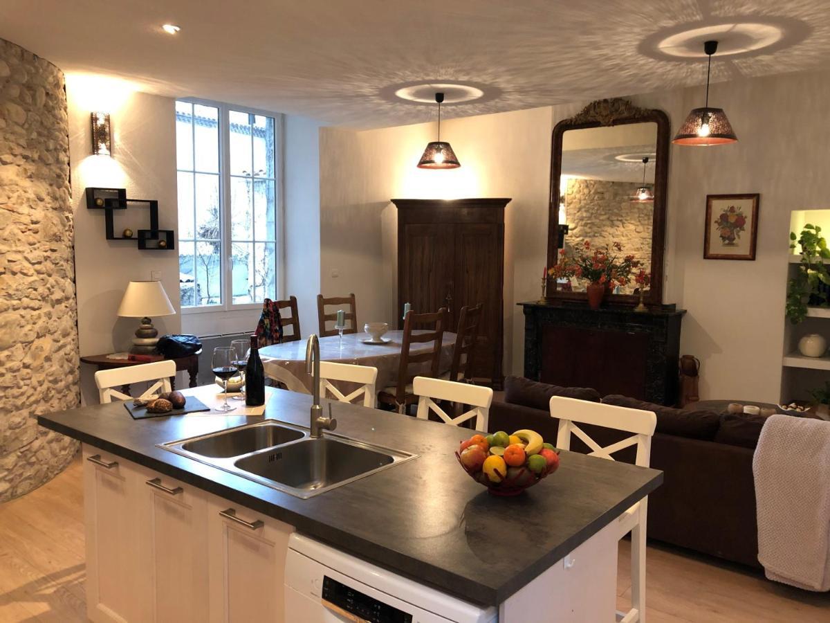 Gite Joséphine dans une tour médiévale - Carcassonne Saint-Hilaire-de l'Aude Extérieur photo
